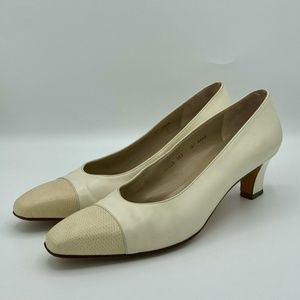 Vintage Salvatore Ferragamo Leather Pumps